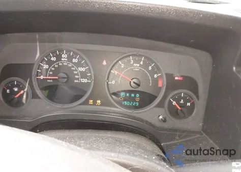 2008 Jeep Patriot Sport из США, поврежденный, VIN 1J8FT28W48D772388